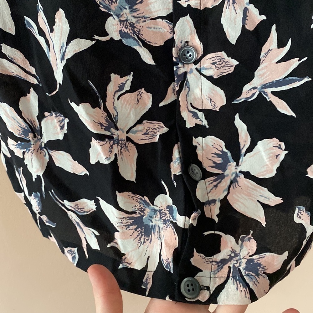 Madewell silk button back top - Picture 8 of 8